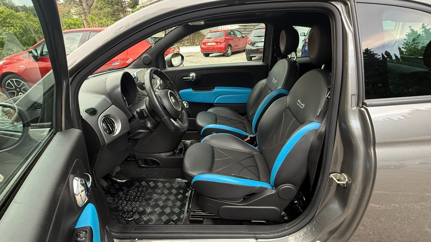 Intérieur de Fiat 500 nettoyé par Riviera Clean dans le 06